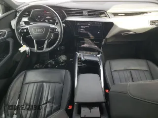 2022 Audi e-tron Premium with VIN WA1AAAGE4NB023103, listed as a Copart auction lot 43551575 with 97,461 mi miles and Salvage Title. Bid and sale history available at DreamBid. Image 8.