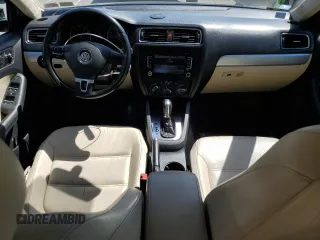 2013 Volkswagen Jetta Sedan SE with VIN 3VWDP7AJXDM391073, listed as a Copart auction lot 52614525 with 146,580 mi miles and Clean Title. Bid and sale history available at carsss.com. Image 8.