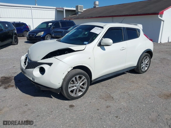 2013 Nissan Juke S with VIN JN8AF5MV6DT230561, listed as a IAAI auction lot 41345733 with 102,044 mi miles. Bid and sale history available at carsss.com. Image 18.