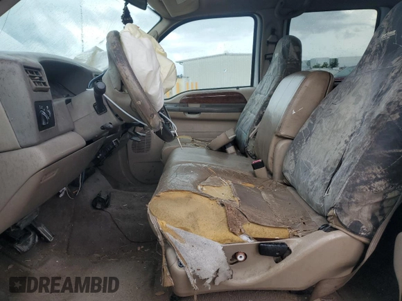2000 Ford Super Duty F-250 XL with VIN 1FTNW21F4YEA57111, listed as a Copart auction lot 70084424 with 478,074 mi miles and Salvage Title. Bid and sale history available at carsss.com. Image 7.