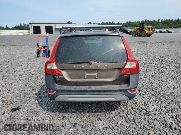 2013 Volvo XC70 3.2L with VIN YV4940BZ6D1168035, listed as a Copart auction lot 71099204 with 132,360 mi miles and Salvage Title. Bid and sale history available at DreamBid. Image 6.
