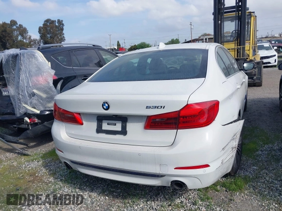2019 BMW 5 Series 530i z VIN WBAJA5C53KWW48516, wystawiony jako IAAI lot #41524190 z przebiegiem 62 280 mil mil oraz . Historia ofert i sprzedaży dostępna na DreamBid. Obrazek 16.