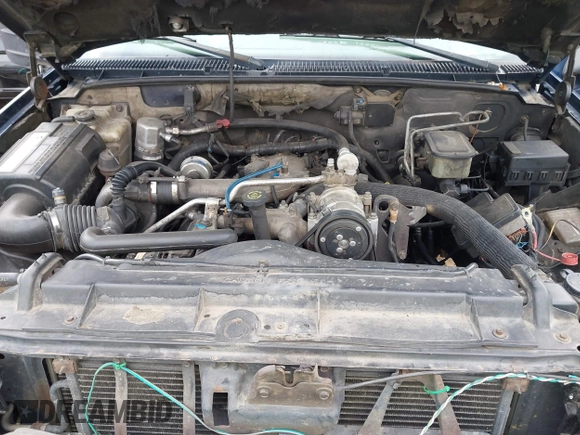 2000 GMC Sierra 3500 z VIN 1GTHK33F9YF413736, wystawiony jako IAAI lot #42197845 z przebiegiem 255 855 mil mil oraz . Historia ofert i sprzedaży dostępna na DreamBid. Obrazek 10.