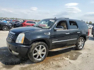 2010 Cadillac Escalade z VIN 1GYUKAEF5AR140423, wystawiony jako Copart lot #52850495 z przebiegiem Nie podano mil oraz Szkody całkowita. Historia ofert i sprzedaży dostępna na DreamBid. Obrazek 1.
