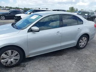 2012 Volkswagen Jetta SE z VIN 3VWDP7AJ1CM123480, wystawiony jako IAAI lot #42765785 z przebiegiem 175 548 mil mil oraz . Historia ofert i sprzedaży dostępna na DreamBid. Obrazek 6.
