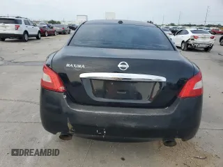 2010 Nissan Maxima SV z VIN 1N4AA5AP5AC856264, wystawiony jako Copart lot #57866675 z przebiegiem 124 448 mil mil oraz Czysty tytuł • Clean title. Historia ofert i sprzedaży dostępna na DreamBid. Obrazek 6.