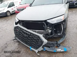2022 Audi SQ5 Sportback Premium Plus z VIN WA124AFY0N2035403, wystawiony jako IAAI lot #41630485 z przebiegiem 31 342 mil mil oraz . Historia ofert i sprzedaży dostępna na DreamBid. Obrazek 6.