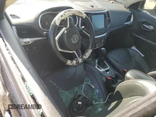 2014 Jeep Cherokee Trailhawk с VIN 1C4PJMBS4EW111401, выставлен на аукционе Copart как лот 57998735 с пробегом Не указан миль и Списание • Salvage title. История ставок и продаж доступна на DreamBid. Изображение 8.