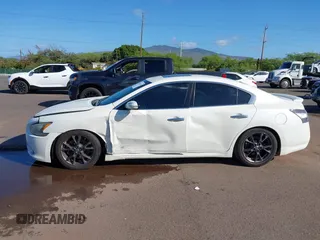 2014 Nissan Maxima SV z VIN 1N4AA5AP7EC475084, wystawiony jako IAAI lot #41624955 z przebiegiem 112 025 mil mil oraz . Historia ofert i sprzedaży dostępna na DreamBid. Obrazek 6.