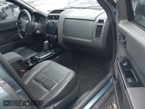 2011 Ford Escape Limited with VIN 1FMCU9EG1BKB25815, listed as a IAAI auction lot 41937422 with 166,207 mi miles. Bid and sale history available at carsss.com. Image 5.