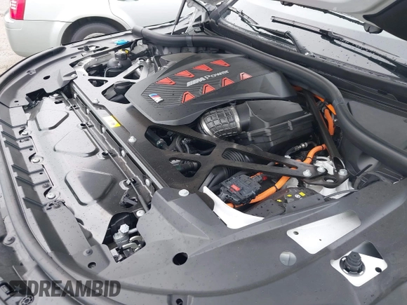 2024 BMW XM z VIN 5YM23CS0XR9U57042, wystawiony jako IAAI lot #40467269 z przebiegiem 2888 mil mil oraz . Historia ofert i sprzedaży dostępna na DreamBid. Obrazek 10.