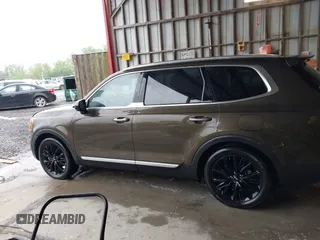 2021 Kia Telluride SX with VIN 5XYP5DHC6MG108631, listed as a IAAI auction lot 42080060 with 83,190 mi miles. Bid and sale history available at carsss.com. Image 14.