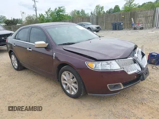 2011 Lincoln MKZ with VIN 3LNHL2GC9BR760237, listed as a IAAI auction lot 42124301 with 100,323 mi miles. Bid and sale history available at carsss.com. Image 1.
