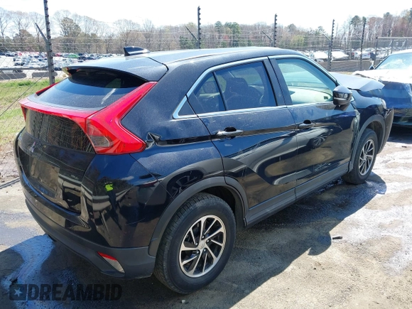 2020 Mitsubishi Eclipse Cross ES z VIN JA4AS3AAXLZ033153, wystawiony jako IAAI lot #41885706 z przebiegiem 106 720 mil mil oraz . Historia ofert i sprzedaży dostępna na DreamBid. Obrazek 4.