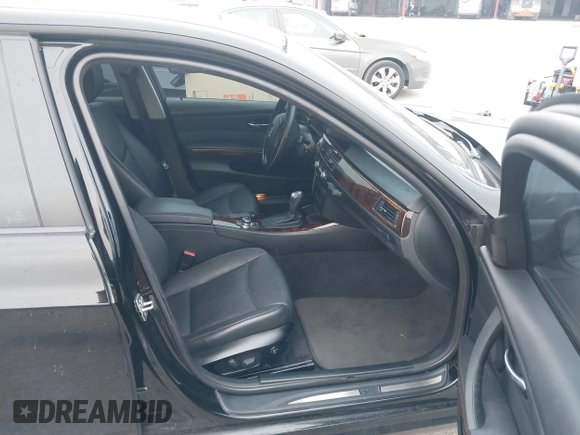 2011 BMW 3 Series 328i xDrive с VIN WBAPK5C58BA659368, выставлен на аукционе IAAI как лот 42370036 с пробегом 152 464 миль миль и . История ставок и продаж доступна на DreamBid. Изображение 5.