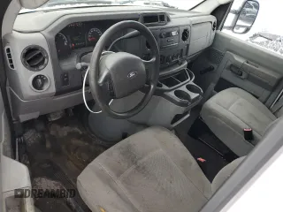 2013 Ford Econoline Cargo Commercial with VIN 1FTNE2EW0EDA73417, listed as a Copart auction lot 86556404 with 284,684 mi miles and Clean title. Bid and sale history available at DreamBid. Image 8.