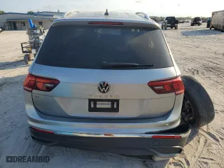 2022 Volkswagen Tiguan SE with VIN 3VV3B7AX5NM021041, listed as a Copart auction lot 43694705 with 19,724 mi miles and Salvage Title. Bid and sale history available at carsss.com. Image 6.
