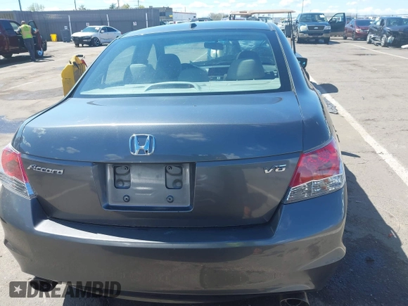 2008 Honda Accord EX-L z VIN 1HGCP36818A073425, wystawiony jako IAAI lot #41939118 z przebiegiem Nie podano mil oraz . Historia ofert i sprzedaży dostępna na DreamBid. Obrazek 16.