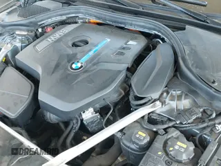 2019 BMW 5 Series 530e с VIN WBAJA9C51KB254009, выставлен на аукционе IAAI как лот 42650685 с пробегом 51 461 миль миль и . История ставок и продаж доступна на DreamBid. Изображение 21.