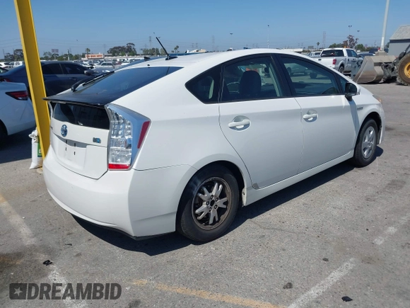 2010 Toyota Prius II z VIN JTDKN3DU8A0226619, wystawiony jako IAAI lot #42303693 z przebiegiem 123 068 mil mil oraz . Historia ofert i sprzedaży dostępna na DreamBid. Obrazek 4.
