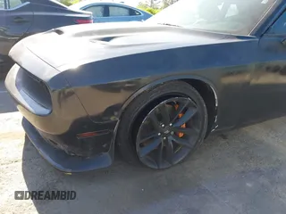 2023 Dodge Challenger GT z VIN 2C3CDZJG2PH610641, wystawiony jako IAAI lot #42052150 z przebiegiem 11 413 mil mil oraz . Historia ofert i sprzedaży dostępna na DreamBid. Obrazek 6.