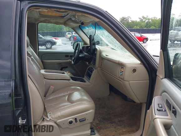 2006 GMC Sierra 1500 SLT with VIN 2GTEK13T561232618, listed as a IAAI auction lot 42086899 with 310,473 mi miles and . Bid and sale history available at carsss.com. Image 5.
