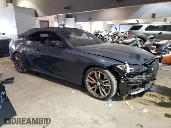 2023 BMW 4 Series M440i xDrive with VIN WBA63AT03PCM38343, listed as a Copart auction lot 41393084 with 5,076 mi miles. Bid and sale history available at carsss.com. Image 4.