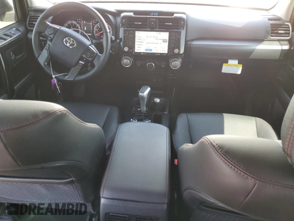 2024 Toyota 4Runner TRD Off Road z VIN JTERU5JR3R6255754, wystawiony jako Copart lot #56713475 z przebiegiem 12 634 mil mil oraz Szkoda całkowita • Salvage title. Historia ofert i sprzedaży dostępna na DreamBid. Obrazek 8.