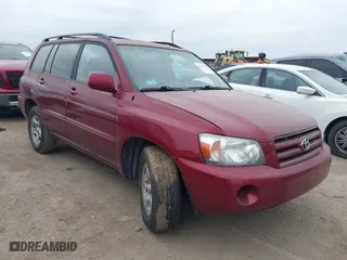 2007 Toyota Highlander w/3rd Row with VIN JTEDP21A170141388, listed as a IAAI auction lot 41263549 with 174,597 mi miles. Bid and sale history available at carsss.com. Image 1.