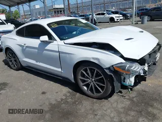 2019 Ford Mustang EcoBoost z VIN 1FA6P8TH3K5123485, wystawiony jako IAAI lot #42363623 z przebiegiem 37 816 mil mil oraz . Historia ofert i sprzedaży dostępna na DreamBid. Obrazek 1.
