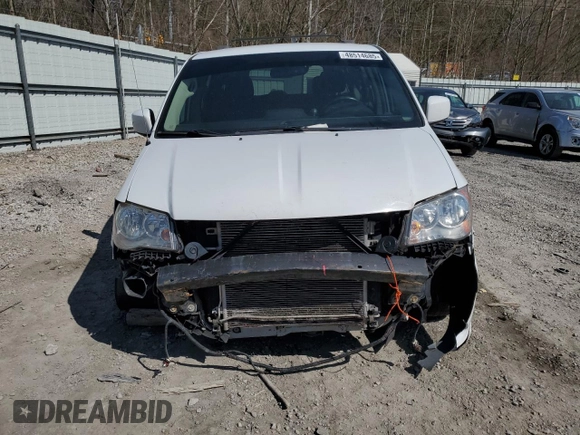 2015 Chrysler Town & Country Touring with VIN 2C4RC1BG4FR601313, listed as a Copart auction lot 48514685 with 186,328 mi miles and Salvage Title. Bid and sale history available at carsss.com. Image 5.