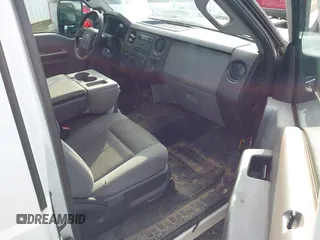 2011 Ford F-250 XL with VIN 1FT7X2A61BEB25295, listed as a IAAI auction lot 41492748 with 340,665 mi miles and . Bid and sale history available at DreamBid. Image 5.