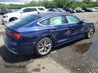 2022 Audi A5 Sportback Premium with VIN WAUABCF53NA033477, listed as a Copart auction lot 59138923 with 25,298 mi miles. Bid and sale history available at carsss.com. Image 3.
