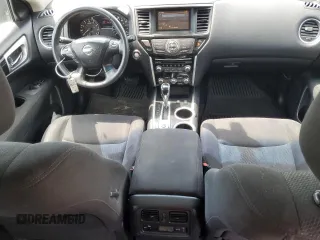 2016 Nissan Pathfinder SV with VIN 5N1AR2MM1GC608987, listed as a Copart auction lot 52672025 with 131,211 mi miles and Clean Title. Bid and sale history available at carsss.com. Image 8.