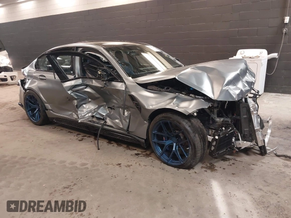 2024 BMW M3 Competition xDrive z VIN WBS43AY03RFS50368, wystawiony jako IAAI lot #41305214 z przebiegiem Nie podano mil oraz . Historia ofert i sprzedaży dostępna na DreamBid. Obrazek 1.