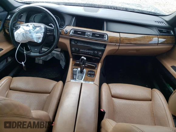 2015 BMW 7 Series 750Li with VIN WBAYE8C50FD782454, listed as a Copart auction lot 85290474 with 0 mi miles and Salvage Title. Bid and sale history available at carsss.com. Image 8.