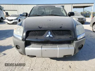 2006 Mitsubishi Raider z VIN 1Z7HT38K76S574856, wystawiony jako Copart lot #74367324 z przebiegiem 176 611 mil mil oraz Czysty tytuł • Clean title. Historia ofert i sprzedaży dostępna na DreamBid. Obrazek 5.