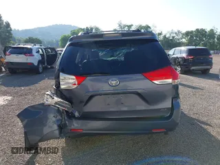 2014 Toyota Sienna XLE with VIN 5TDYK3DCXES524294, listed as a IAAI auction lot 42546467 with 122,257 mi miles and . Bid and sale history available at DreamBid. Image 16.
