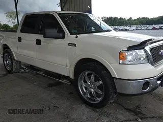 2008 Ford F-150 XLT z VIN 1FTPW12V98FB22781, wystawiony jako Copart lot #60132725 z przebiegiem 215 376 mil mil oraz Szkoda całkowita • Salvage title. Historia ofert i sprzedaży dostępna na DreamBid. Obrazek 13.
