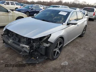 2019 Nissan Altima 2.5 Platinum with VIN 1N4BL4FV9KC100518, listed as a IAAI auction lot 41611860 with 150,216 mi miles. Bid and sale history available at carsss.com. Image 2.