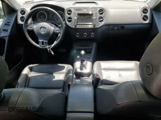 2016 Volkswagen Tiguan SE with VIN WVGAV7AXXGW502267, listed as a Copart auction lot 54916725 with 105,926 mi miles and Clean title. Bid and sale history available at DreamBid. Image 8.