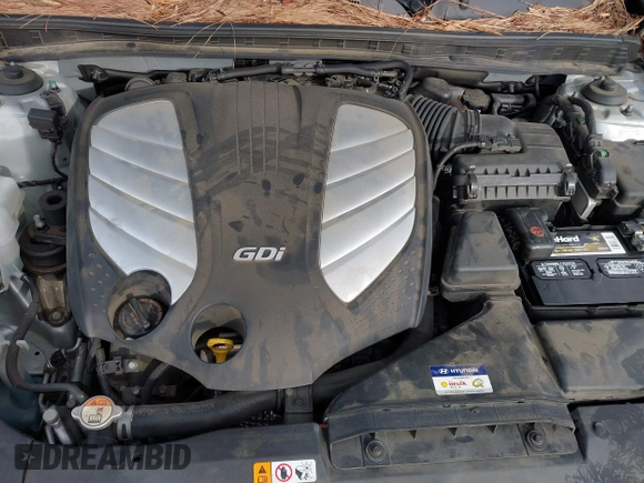 2017 Hyundai Azera with VIN KMHFG4JG2HA581950, listed as a IAAI auction lot 41368484 with 92,210 mi miles and . Bid and sale history available at DreamBid. Image 10.