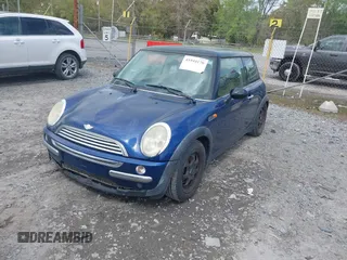 2004 MINI Hardtop z VIN WMWRC33494TJ55646, wystawiony jako IAAI lot #41944170 z przebiegiem 114 943 mil mil oraz . Historia ofert i sprzedaży dostępna na DreamBid. Obrazek 2.
