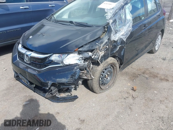 2020 Honda Fit LX with VIN 3HGGK5H49LM726214, listed as a IAAI auction lot 42038847 with 19,947 mi miles. Bid and sale history available at carsss.com. Image 6.