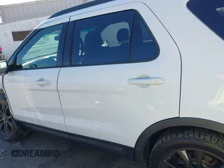 2017 Ford Explorer XLT с VIN 1FM5K8D85HGB48819, выставлен на аукционе IAAI как лот 41892276 с пробегом 132 962 миль миль и . История ставок и продаж доступна на DreamBid. Изображение 14.