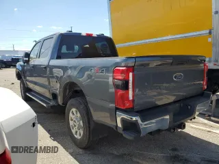2023 Ford F-250 XL z VIN 1FT7W2BN6PEC14943, wystawiony jako Copart lot #52540055 z przebiegiem 15 451 mil mil oraz Szkoda całkowita • Salvage title. Historia ofert i sprzedaży dostępna na DreamBid. Obrazek 2.