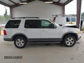 2003 Ford Explorer XLT with VIN 1FMZU73K63UA34941, listed as a IAAI auction lot 42078873 with 121,196 mi miles. Bid and sale history available at carsss.com. Image 13.