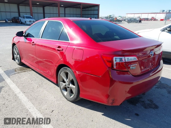 2012 Toyota Camry SE with VIN 4T1BK1FK5CU521306, listed as a IAAI auction lot 41820580 with 167,355 mi miles. Bid and sale history available at carsss.com. Image 3.