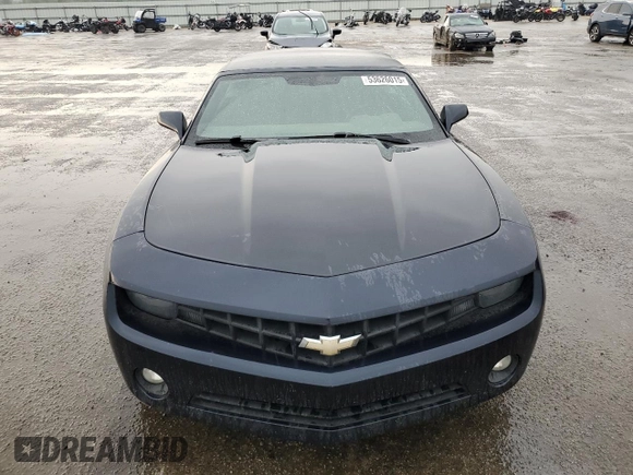 2013 Chevrolet Camaro LT with VIN 2G1FB3D32D9231352, listed as a Copart auction lot 53626015 with 257,991 mi miles and Salvage title. Bid and sale history available at DreamBid. Image 5.
