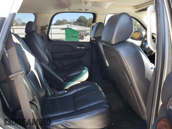2008 Chevrolet Tahoe 1LT with VIN 1GNFC13J38R122636, listed as a Copart auction lot 86992094 with 236,601 mi miles and Salvage title. Bid and sale history available at DreamBid. Image 11.